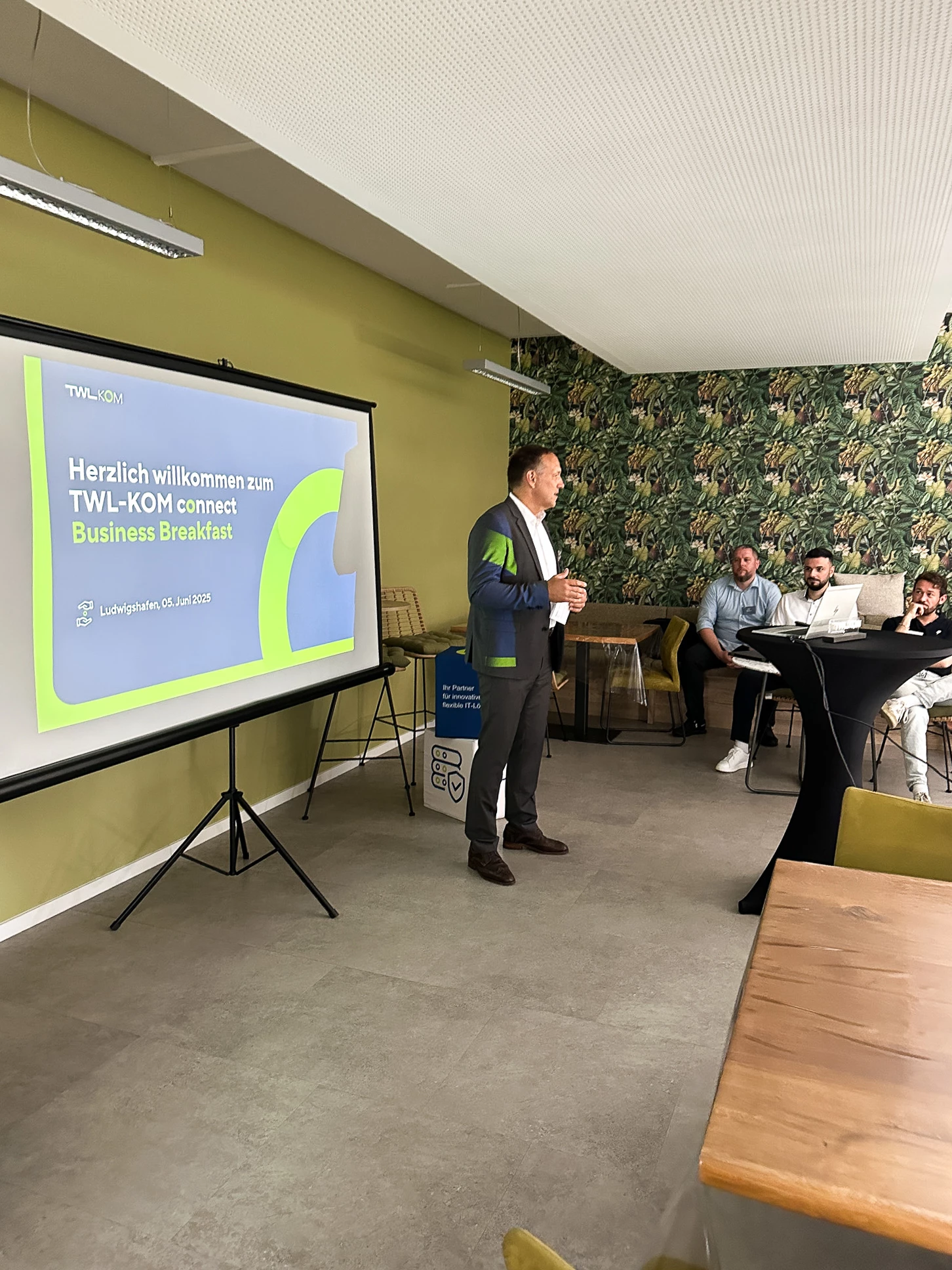 Recap zum   TWL-KOM   connect - Business Breakfast: Cyber Security
